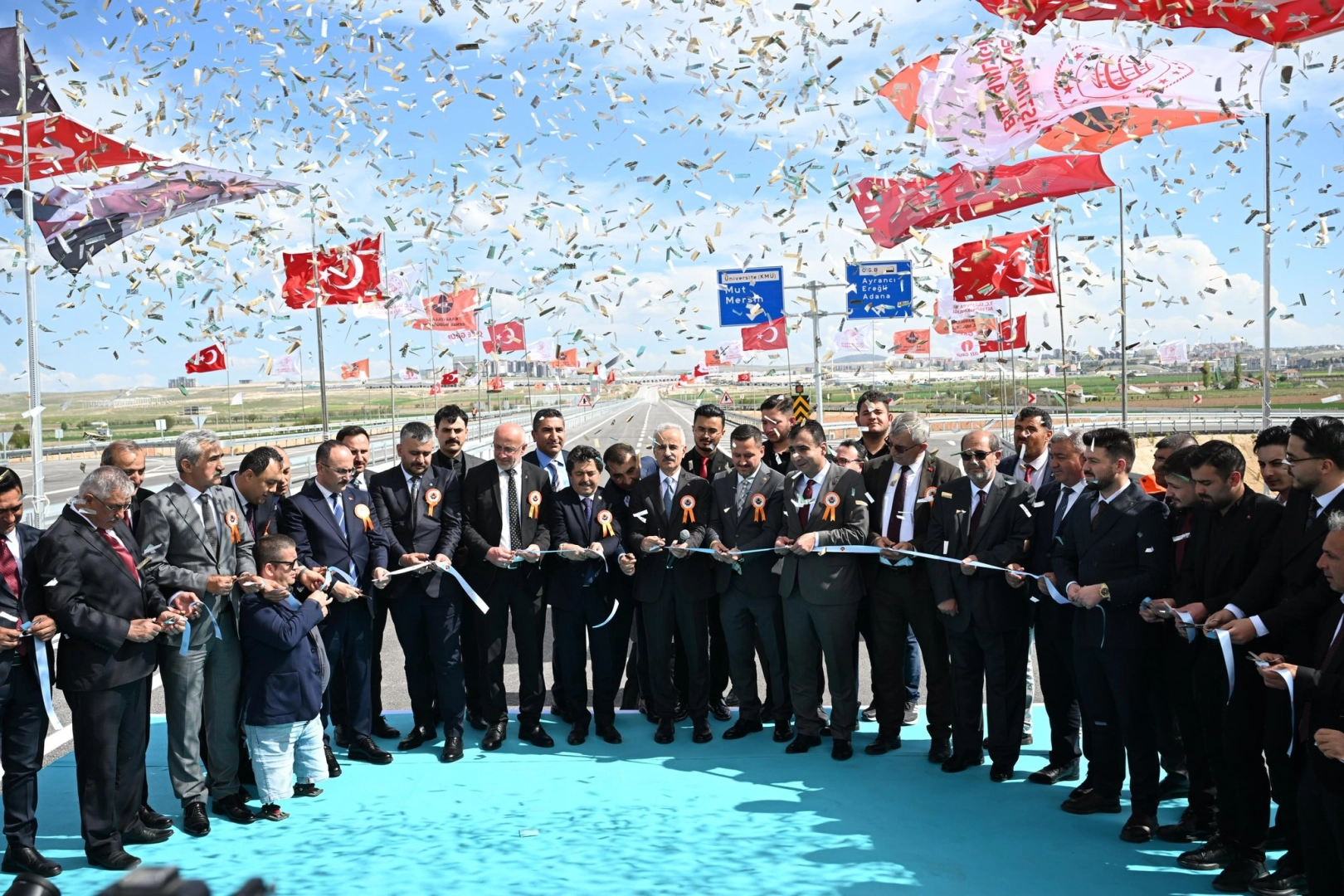 Karaman &Ccedil;evre Yolu&rsquo;na ilk kurdele kesildi... Seyahat s&uuml;resi 6 dakikaya d&uuml;şt&uuml;