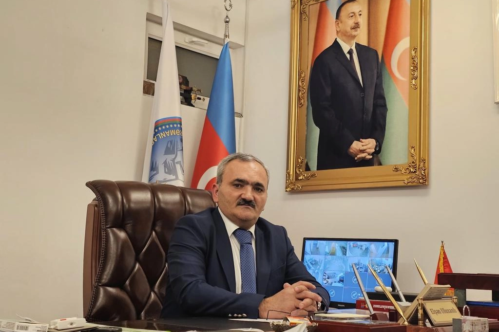 Azerbaycan'da Elşen Uluxanlı&rsquo;dan Adil Aliyev&rsquo;e tam destek