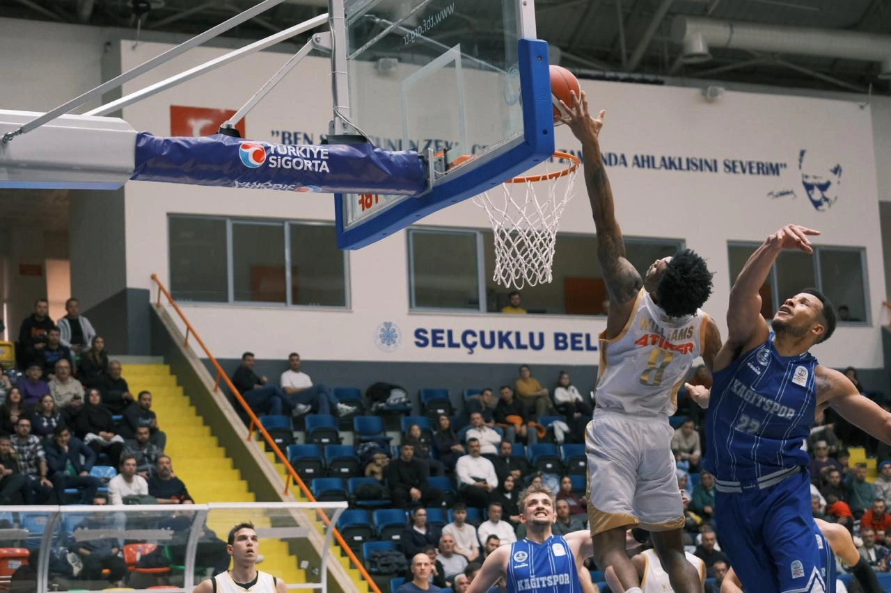 Konya B&uuml;y&uuml;kşehir potada taraftarı &ouml;n&uuml;nde g&uuml;ld&uuml;