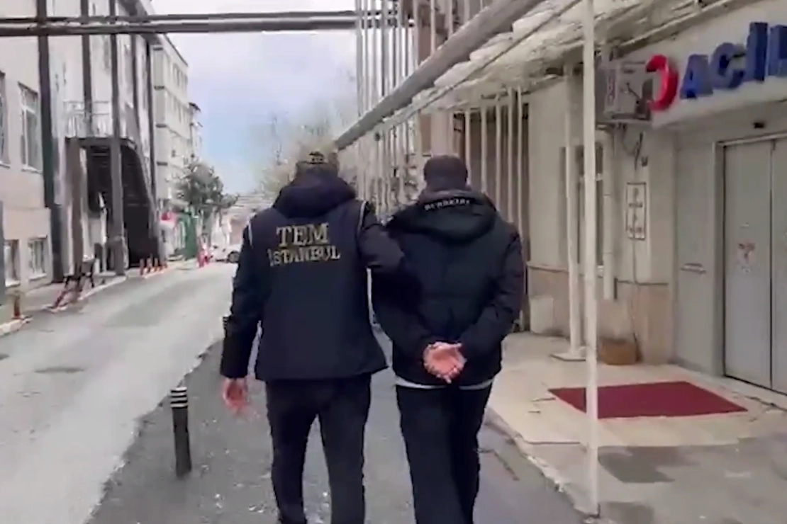 Son iki haftada 35 ilde DEAŞ'a 184 g&ouml;zaltı!