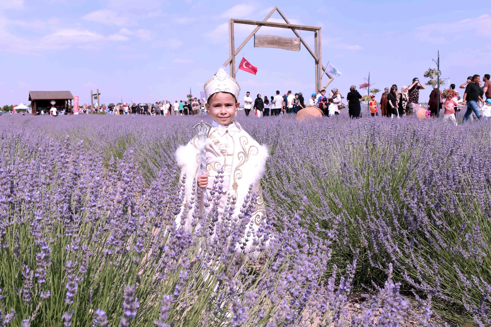 Konya Karatay'da Lavanta Bah&ccedil;esi'nde festival hazırlığı