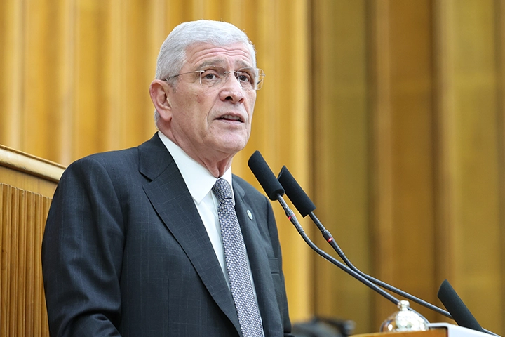 Dervişoğlu&rsquo;ndan erken se&ccedil;im &ccedil;ağrısı: Bu bir g&ouml;steri değil, zorunluluk