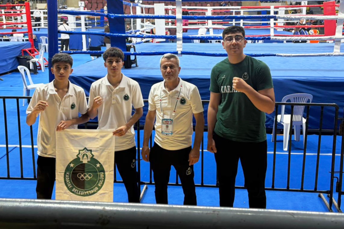 Konya Karatay'da Kick Boks&rsquo;ta &ccedil;ifte madalya