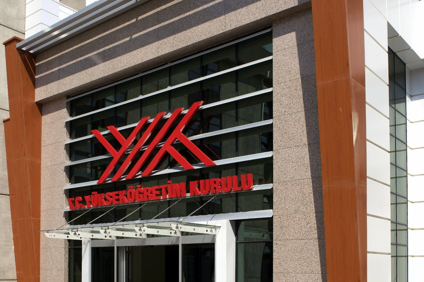 Y&Ouml;K'ten yurt dışı i&ccedil;in 'diploma Tanınırlığını' uyarısı