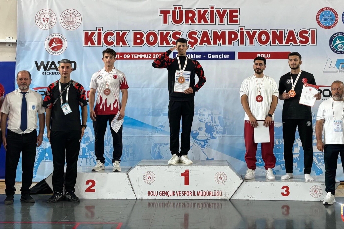 Jandarma G&uuml;c&uuml; Kickboks takımından b&uuml;y&uuml;k başarı