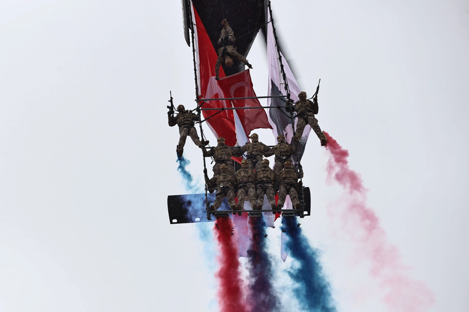 T&uuml;rk Polis Teşkilatı&rsquo;nın 181. yılında nefes kesen g&ouml;steri