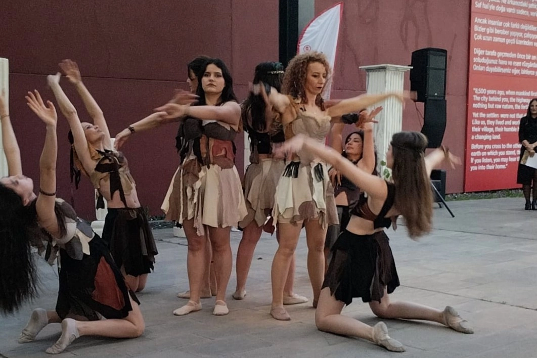 Anadolu&rsquo;nun 8 bin 500 yıllık hafızasında felsefe yeniden canlandı