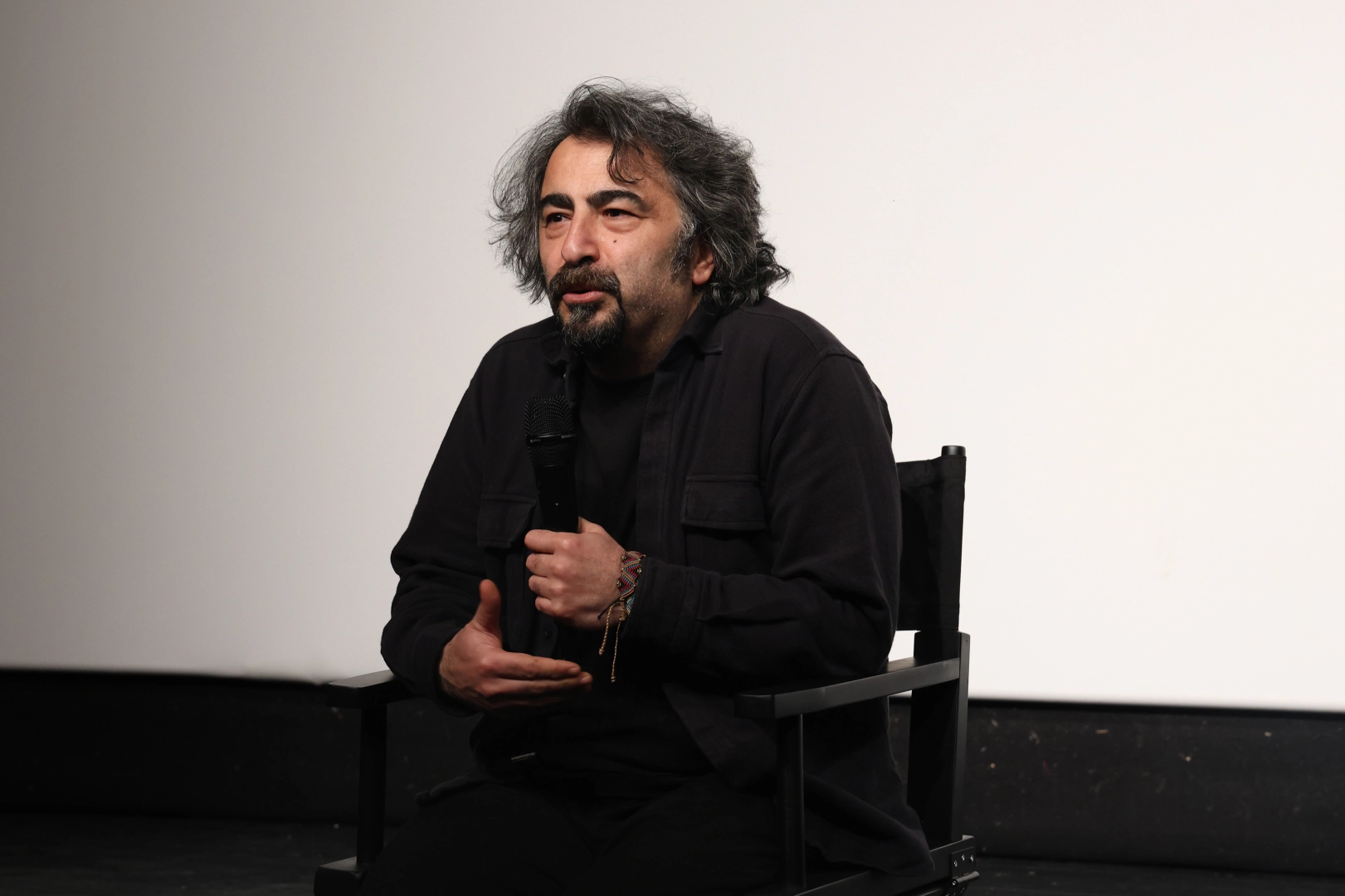 Altın Portakallı y&ouml;netmen Seyfettin Tokmak Nil&uuml;ferlilerle buluştu