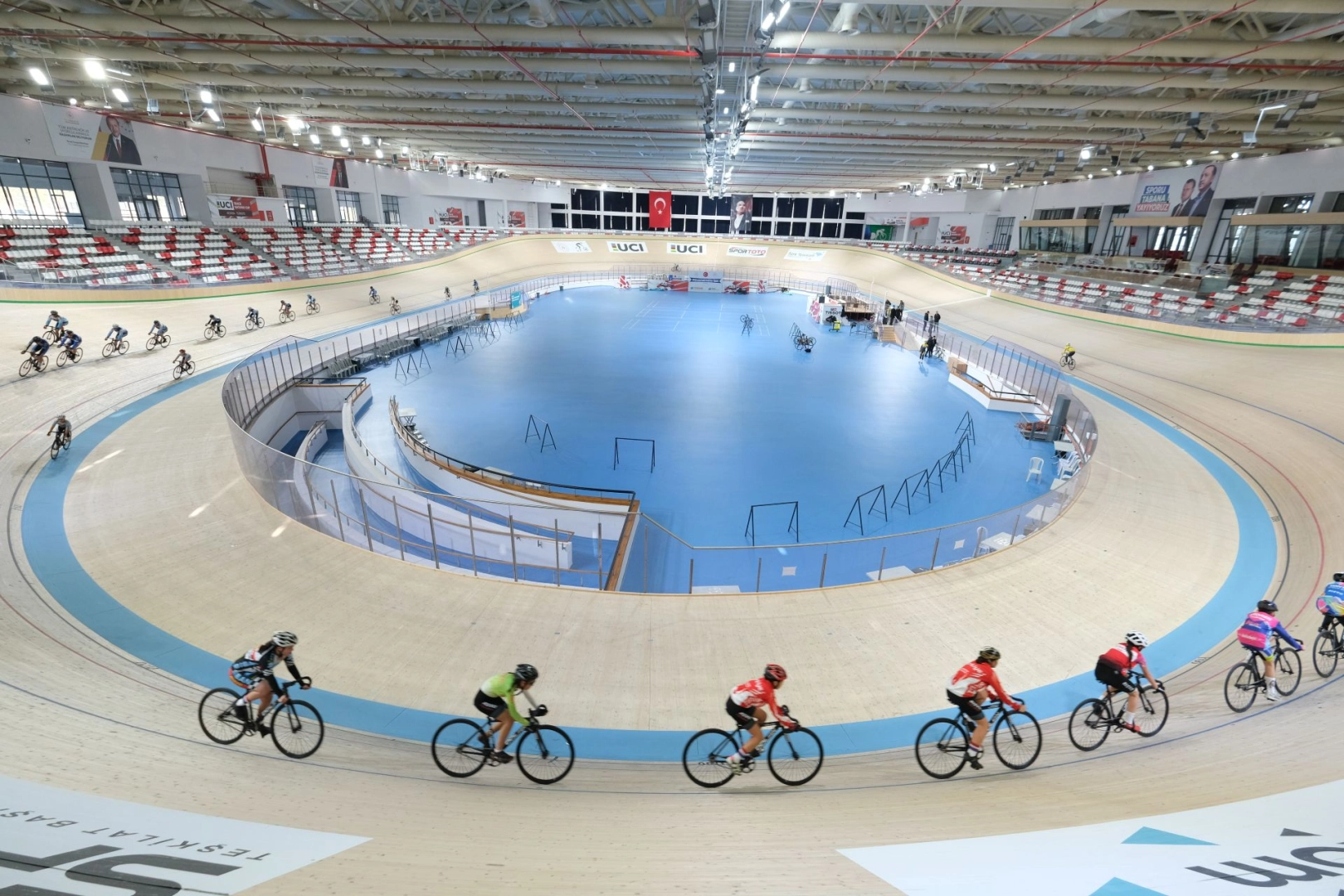 Pist bisikletinin geleceği Konya&rsquo;da şekilleniyor