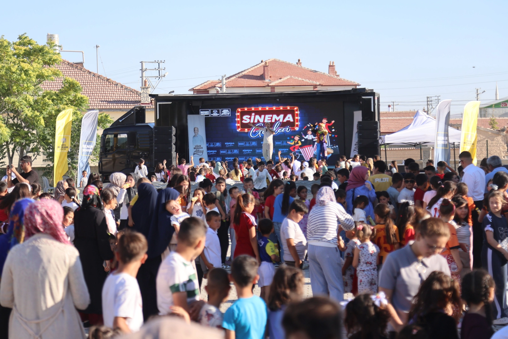 Konya'nın mahallelerinde şenlikli g&uuml;nler tamamlandı