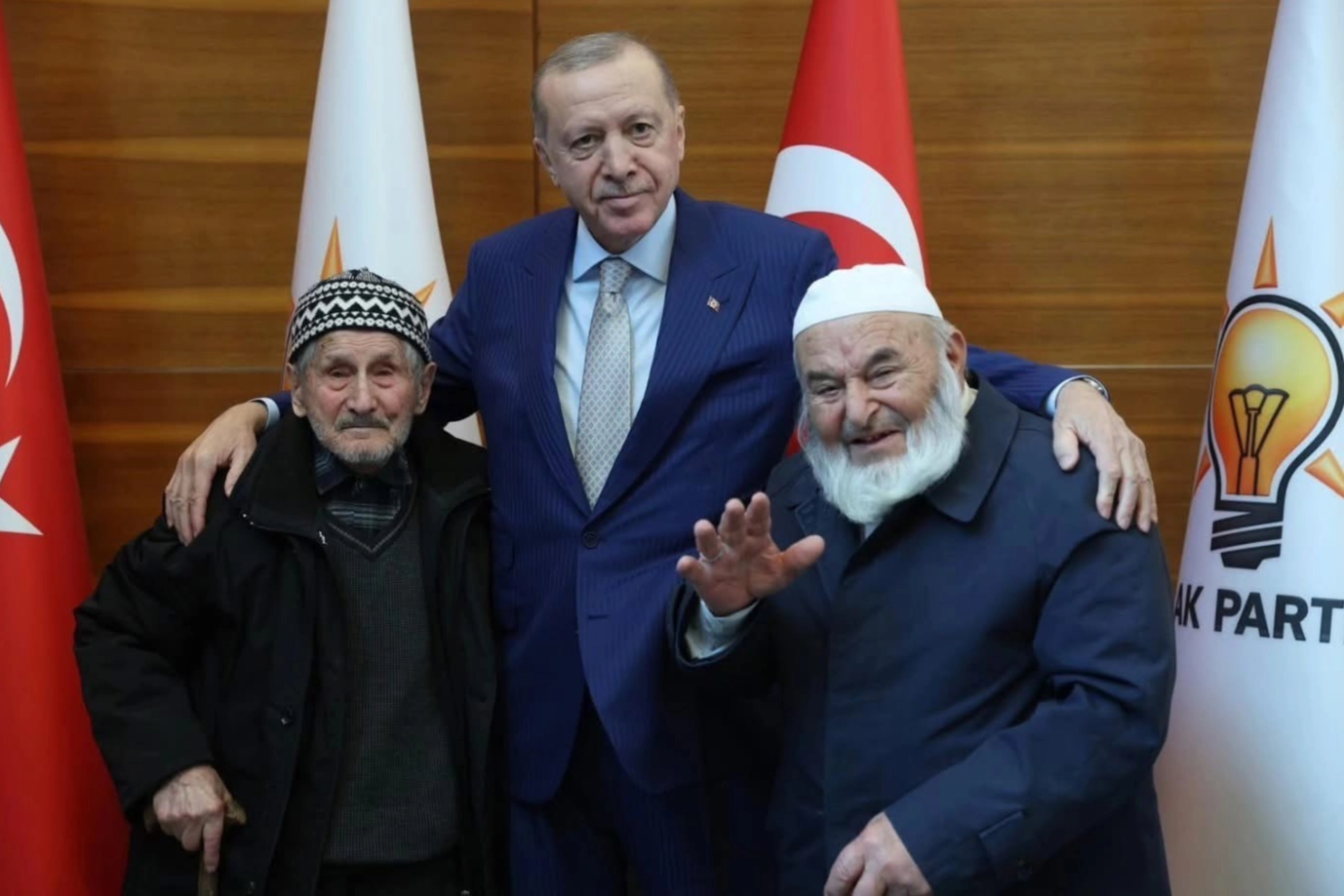 D&uuml;zceli asırlık &ccedil;ınarlar Cumhurbaşkanı Erdoğan'la buluştu