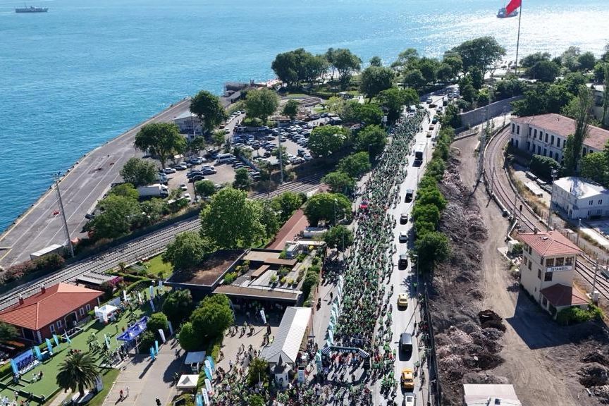 Yeşilay'da &ccedil;ifte heyecan yaşandı... Ma&ccedil;ta kaybettik ama bisiklette kazanacağız