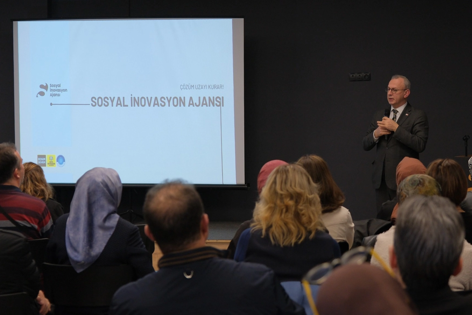 Konya SİA'da 'okul dergiciliği' &ouml;ğretildi