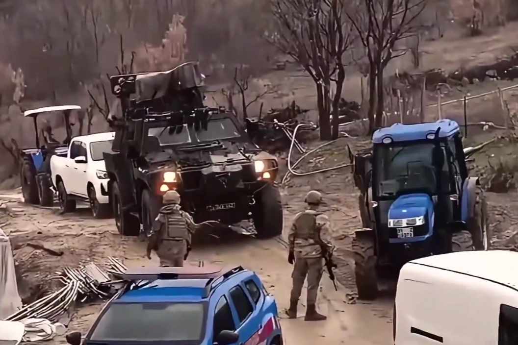 8 ilde dev Jandarma operasyonu: 73 g&ouml;zaltı