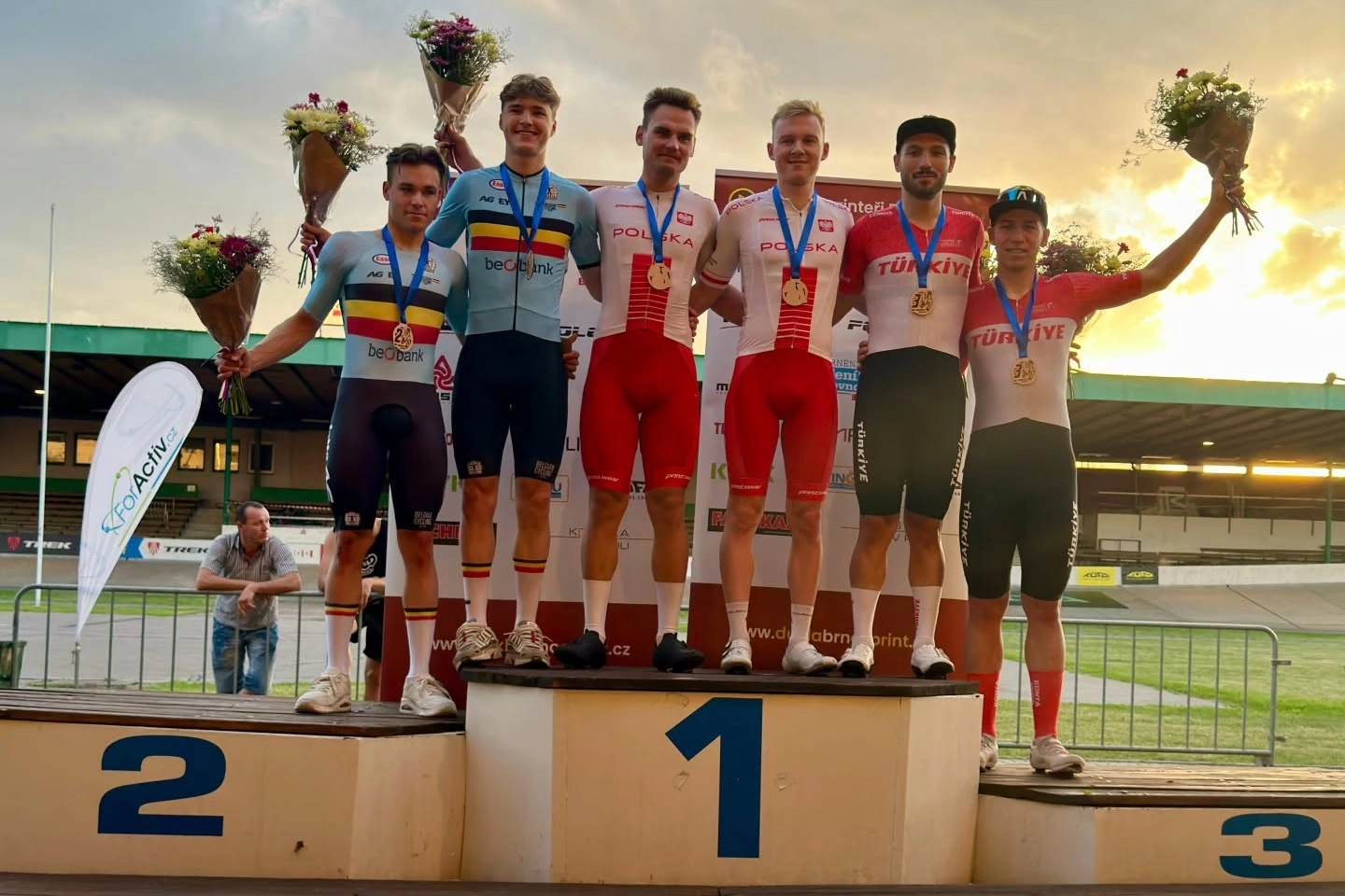 Konya B&uuml;y&uuml;kşehirli pedallar madalyaları topladı