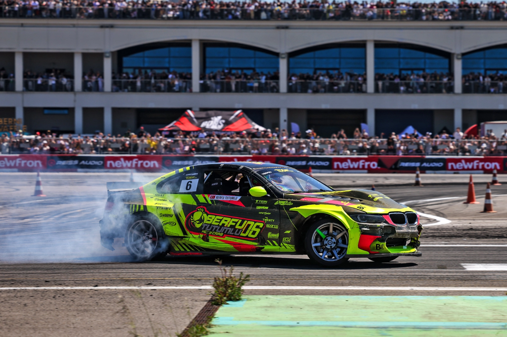 Drift heyecanı TOSFED İstanbul Park'ta s&uuml;r&uuml;yor