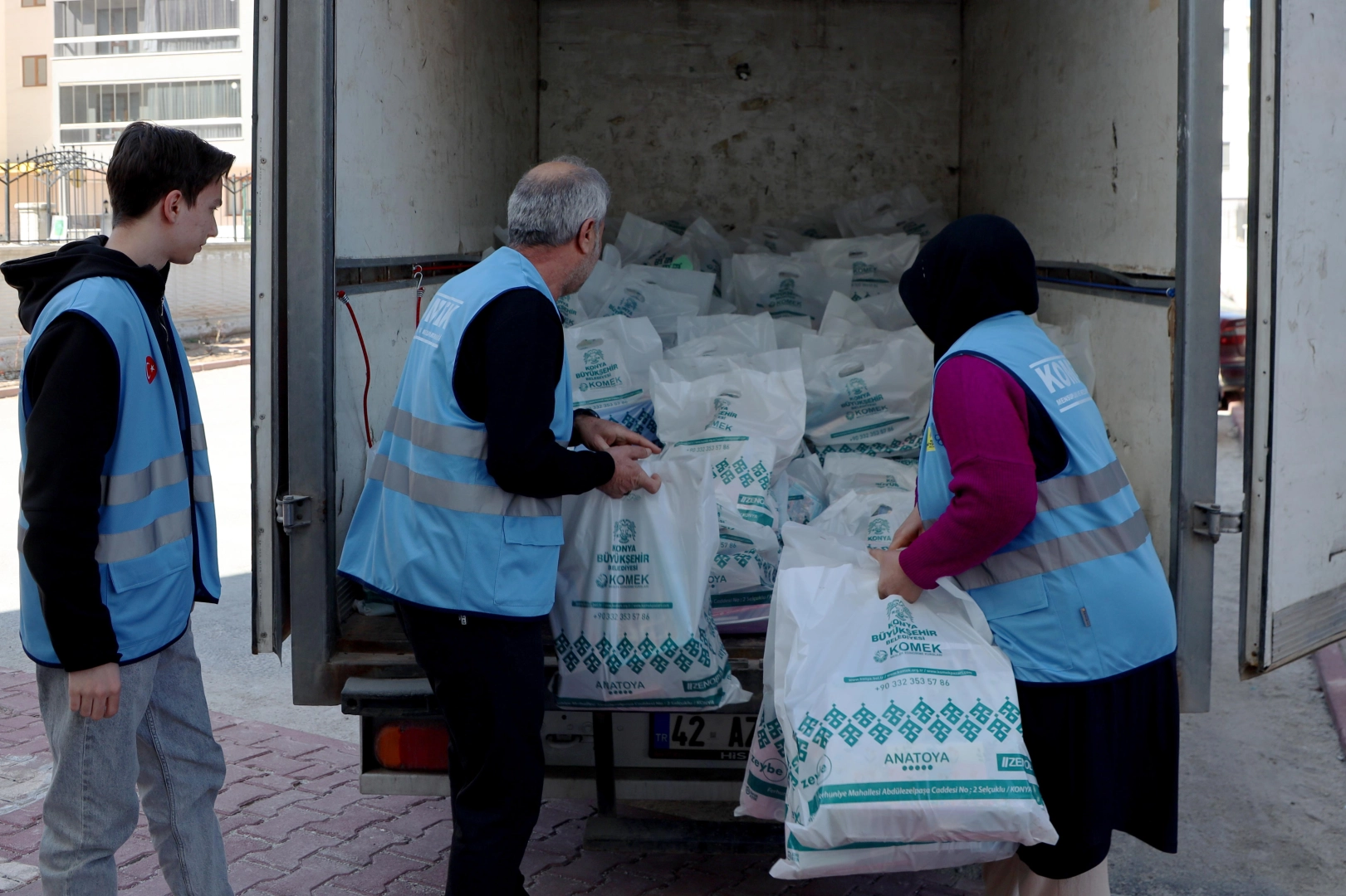 KOMEK kursiyerleri Ramazan boyunca g&ouml;n&uuml;llere dokundu