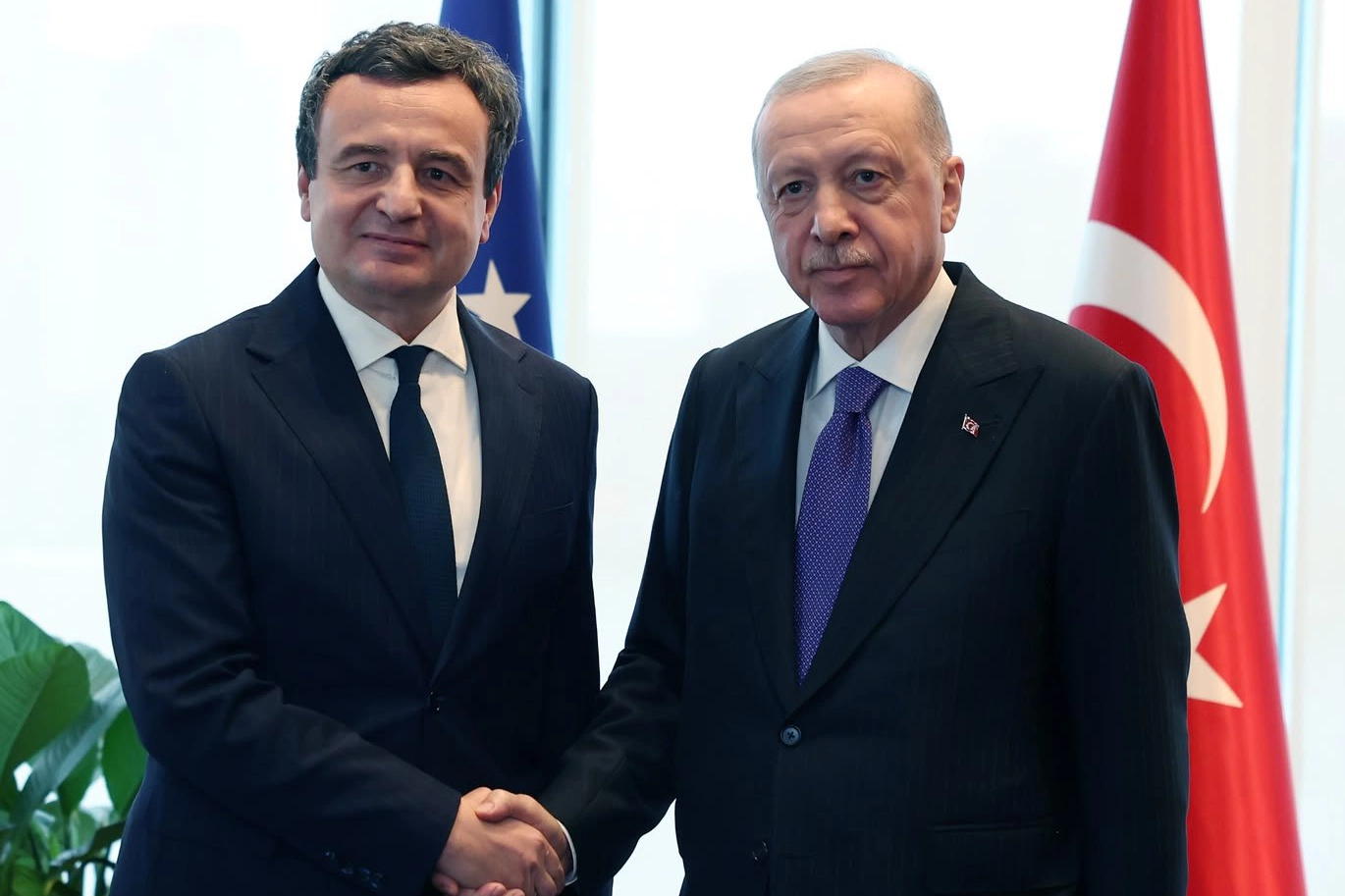 Cumhurbaşkanı Erdoğan, Kosova Başbakanı'nı T&uuml;rkevi&rsquo;nde kabul etti