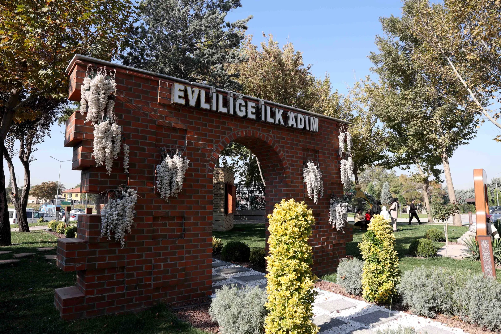 Konya'da Karatay K&uuml;lt&uuml;r Merkezi'ne yoğun ilgi