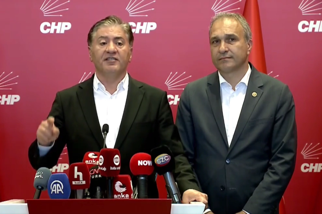 CHP Genel Merkezi&rsquo;nde tahliye gerginliği! CHP heyeti İ&ccedil;işleri ile g&ouml;r&uuml;şt&uuml;