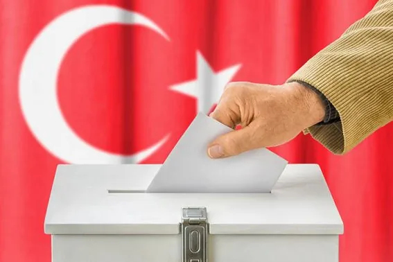 Anket şirketlerine g&uuml;ven azaldı mı? Sahada ger&ccedil;ek anket sonu&ccedil;ları nasıl?
