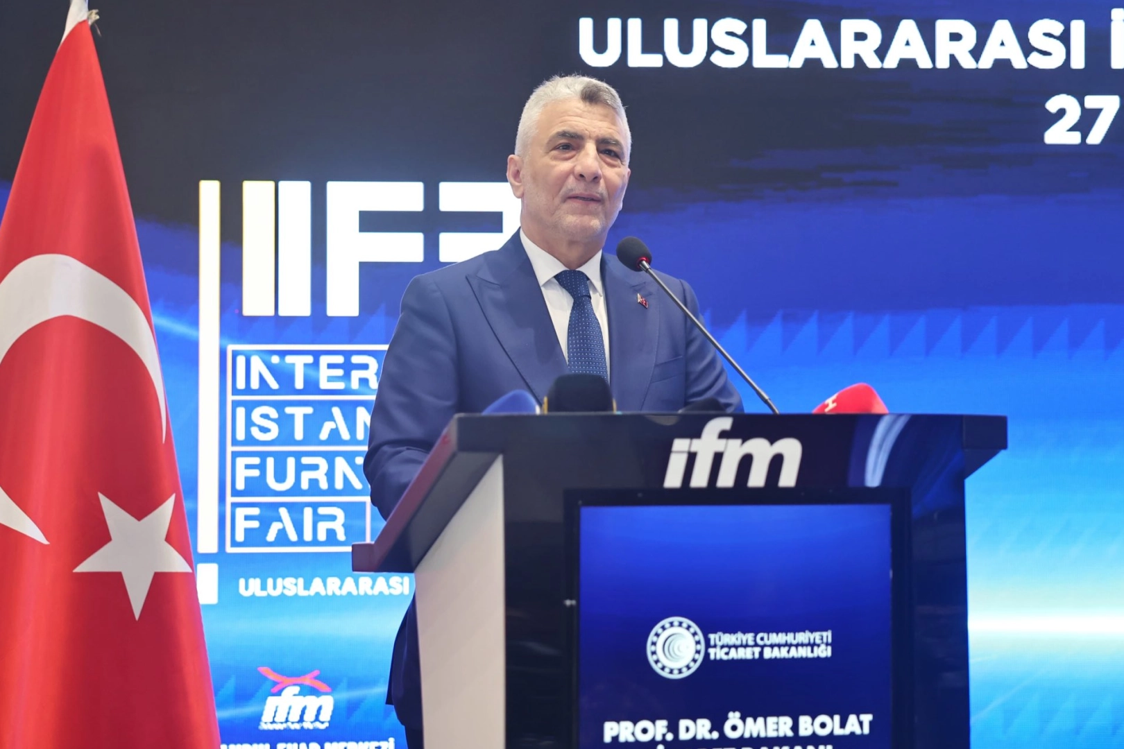 Bakan Bolat: T&uuml;rk mobilya sekt&ouml;r&uuml;n&uuml; parlak g&uuml;nler bekliyor