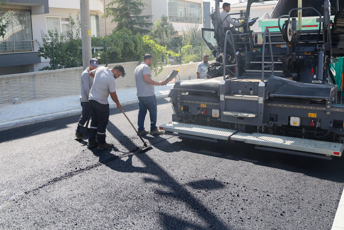 Konya Sel&ccedil;uklu&rsquo;da yol ve asfalt &ccedil;alışmaları