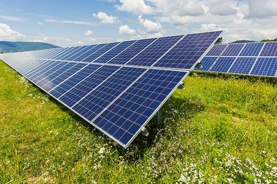Elektrik &uuml;retiminde tarihi rekor... Yerli kaynaklar ve GES zirvede