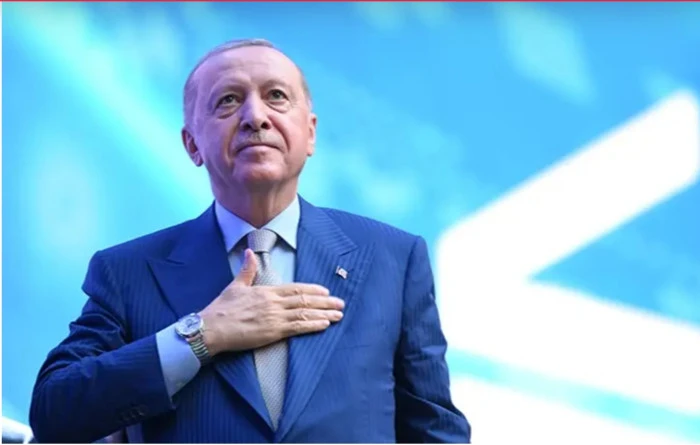 3 başkan ve 1 milletvekili AK Parti&rsquo;ye ge&ccedil;iyor