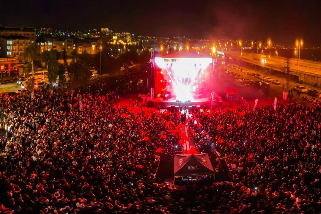 Trabzon Gastronomi Festivali'nde Tuğ&ccedil;e Kandemir r&uuml;zgarı