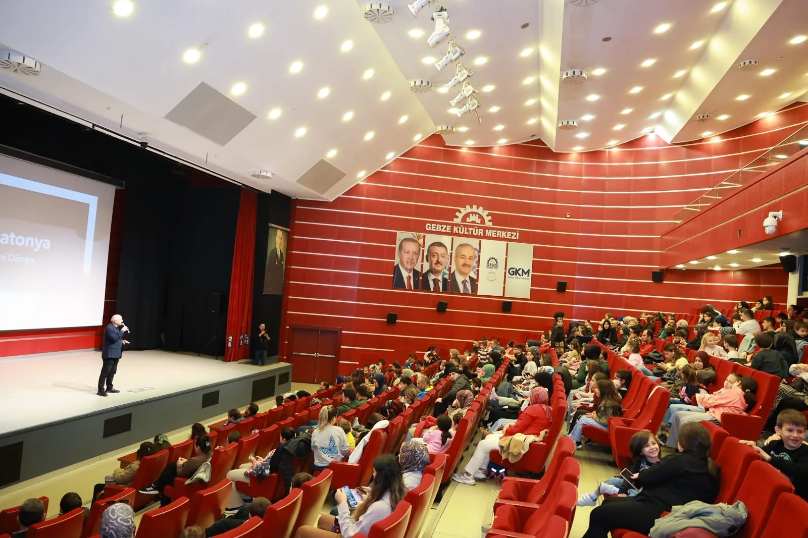 GKM&rsquo;de &ccedil;ocuklar sinema keyfi yaşadı