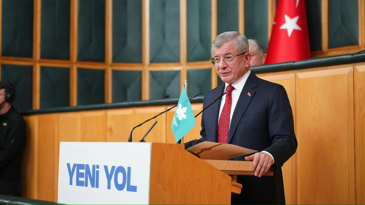 Ahmet Davutoğlu&rsquo;ndan Huckabee Tepkisi: Genel G&ouml;r&uuml;şme Talebimiz Reddedildi