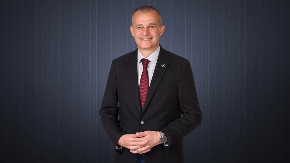 Başkan Hasan Yel: &ldquo;Trafik cezaları kamu d&uuml;zenini sağlamaktan &ccedil;ıktı, mali kaynak &uuml;retme y&ouml;ntemine d&ouml;n&uuml;şt&uuml;&rdquo;