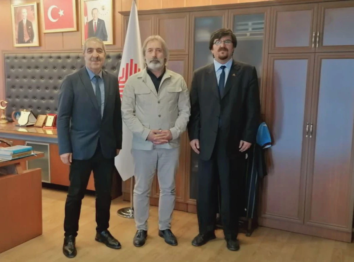 Başkan Şahin; Turgutoğlu T&uuml;rbeleri&rsquo;nin Restorasyonu İle Tarihe Işık Tutacağız