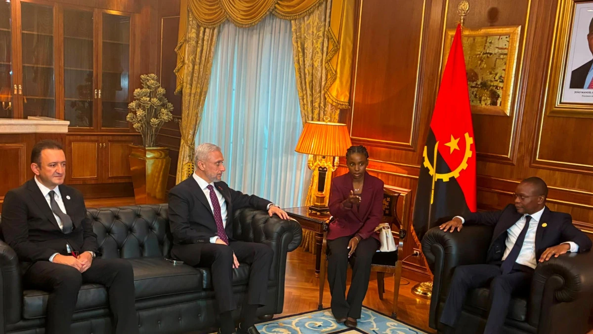 CHP Konya Milletvekili Barış Bektaş&rsquo;tan, Angola parlamentosunda resmi ziyarette