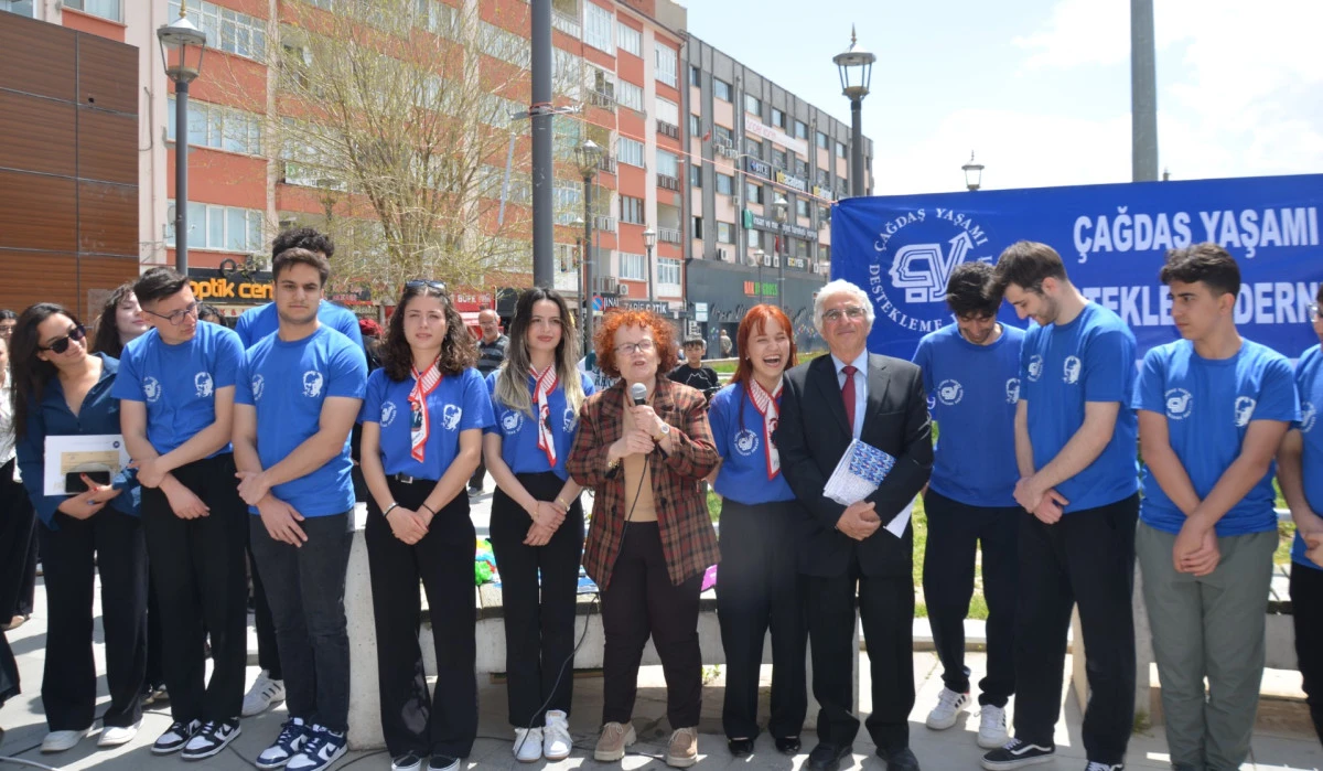 &Ccedil;YDD Genel Başkanı Prof. Dr. Y&uuml;ksel: Yurtta barış ve Cihan&rsquo;da barışı y&ouml;neticilerimiz unutmasın