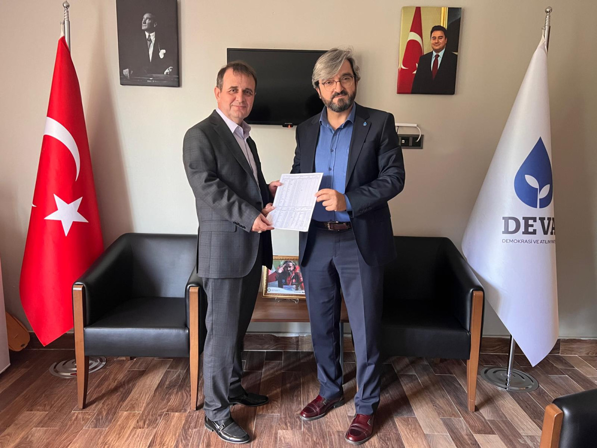 DEVA Partisi Konya İl Başkanlığında Görev Değişimi