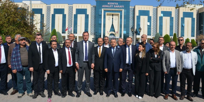 Eğitim-İş&rsquo;in &ouml;nceki d&ouml;nem Genel Başkanlarından Veli Demir yargılandığı davadan berat etti