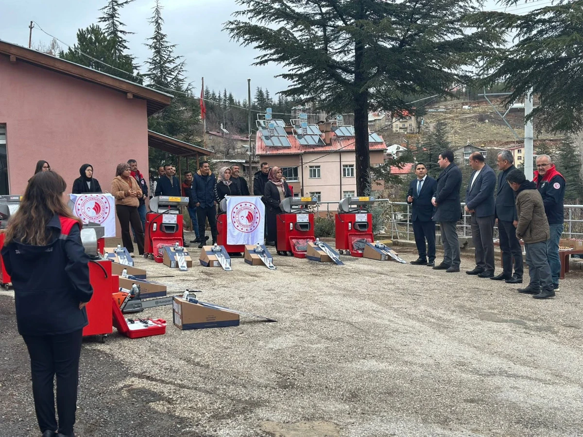 Göksu Taşeli Projesi Kapsamında Hadim Üreticisine Makine ve Ekipman Desteği