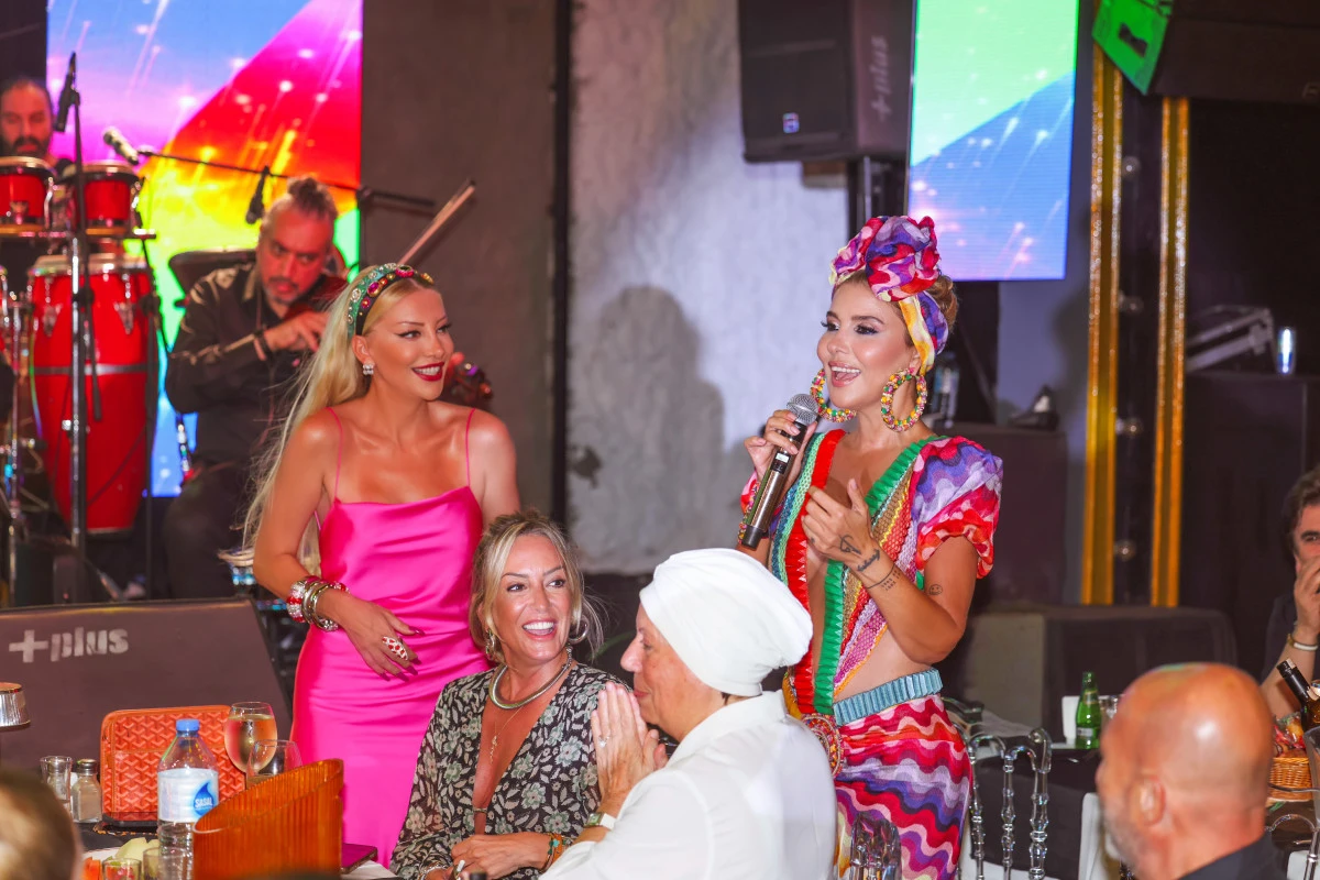 Gülben Ergen Alaçatı'yı Salladı