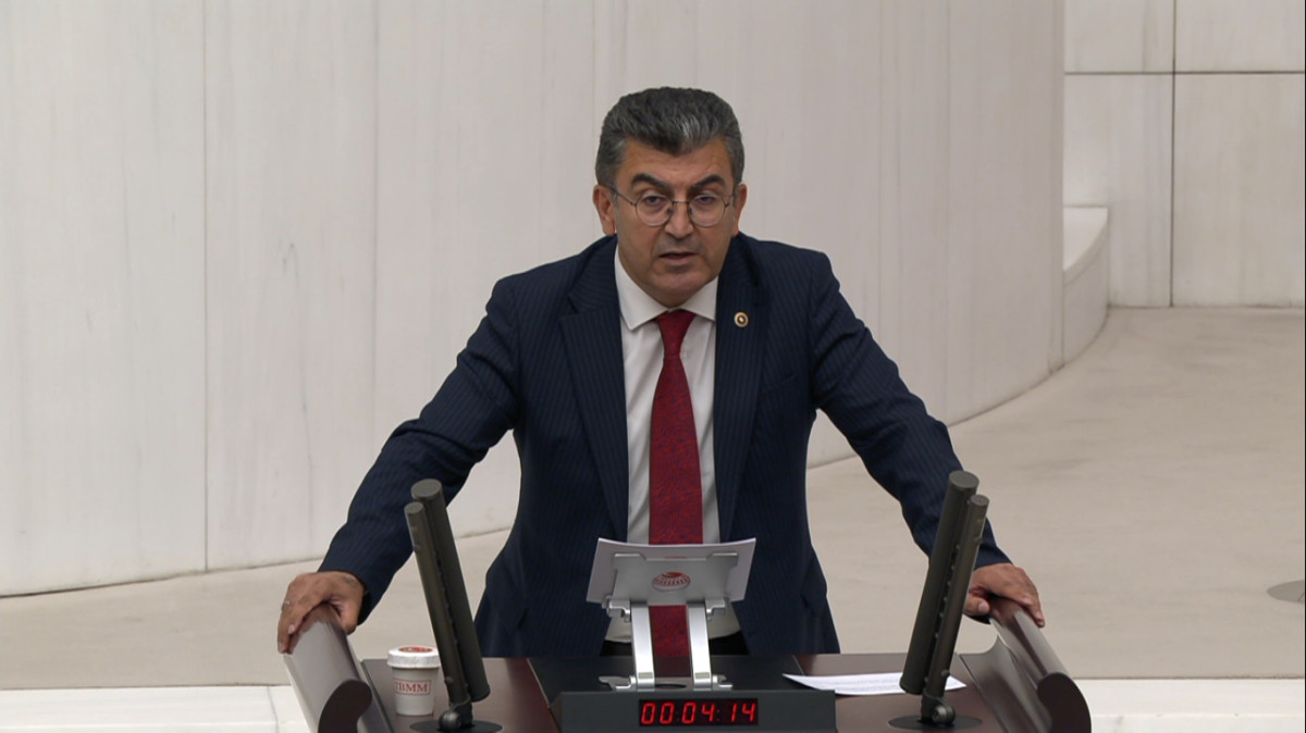 Hasan Ekici Meclis Kürsüsünden İktidara Seslendi: Öğretmenlerimizin Sorunlarını Çözün!