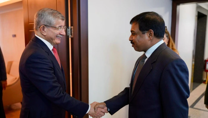 Hindistan Büyükelçisi’nden Davutoğlu’na Ziyaret: Türkiye-Hindistan İlişkileri Masaya Yatırıldı