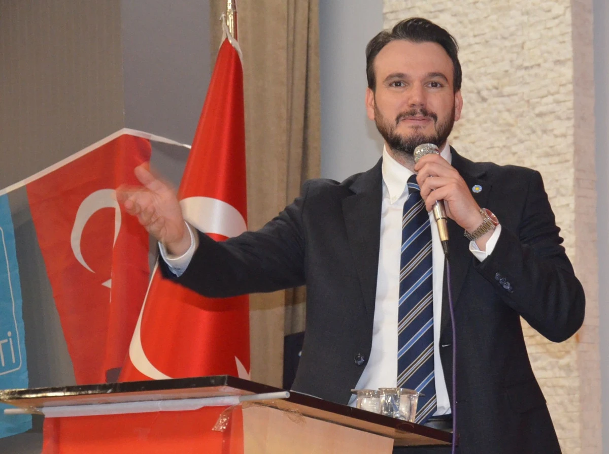 İYİ Parti Genel Başkan Yardımcısı &Ouml;zatıcı: Ter&ouml;ristin ve &Ouml;calan&rsquo;ın meşrulaştırılmasına karşıyız