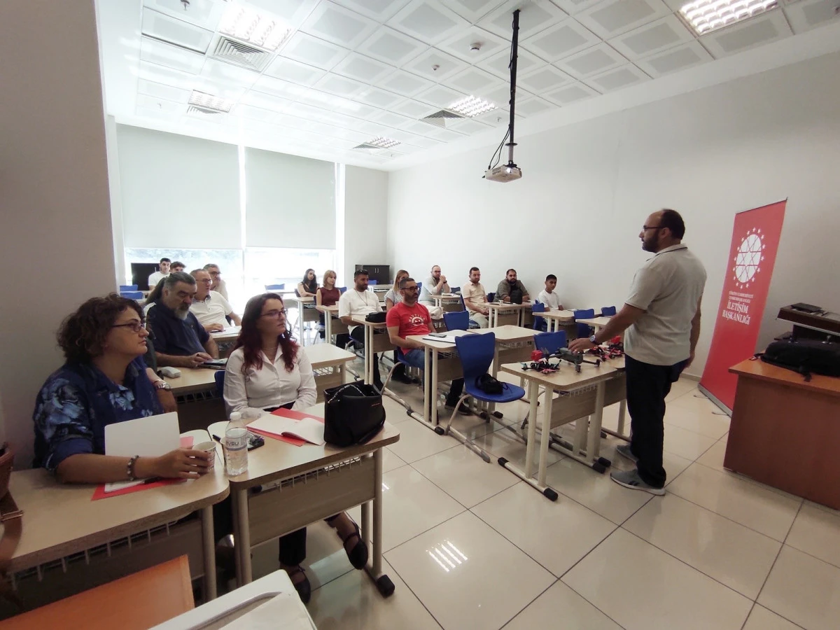 Konya&rsquo;da Basın Mensuplarına Profesyonel U&ccedil;uş Yetkisi