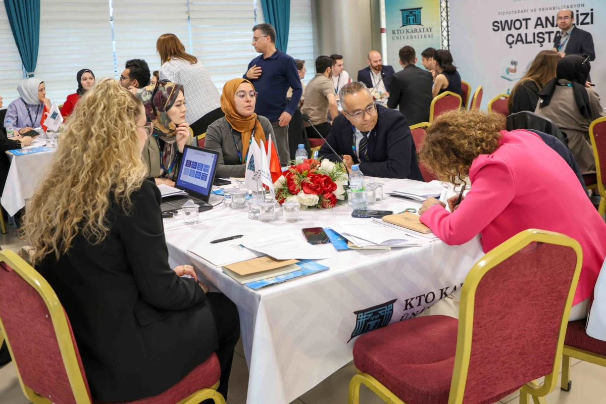 KTO Karatay&rsquo;da Fizyoterapi ve Rehabilitasyon Swot Analizi &Ccedil;alıştayı Ger&ccedil;ekleştirildi