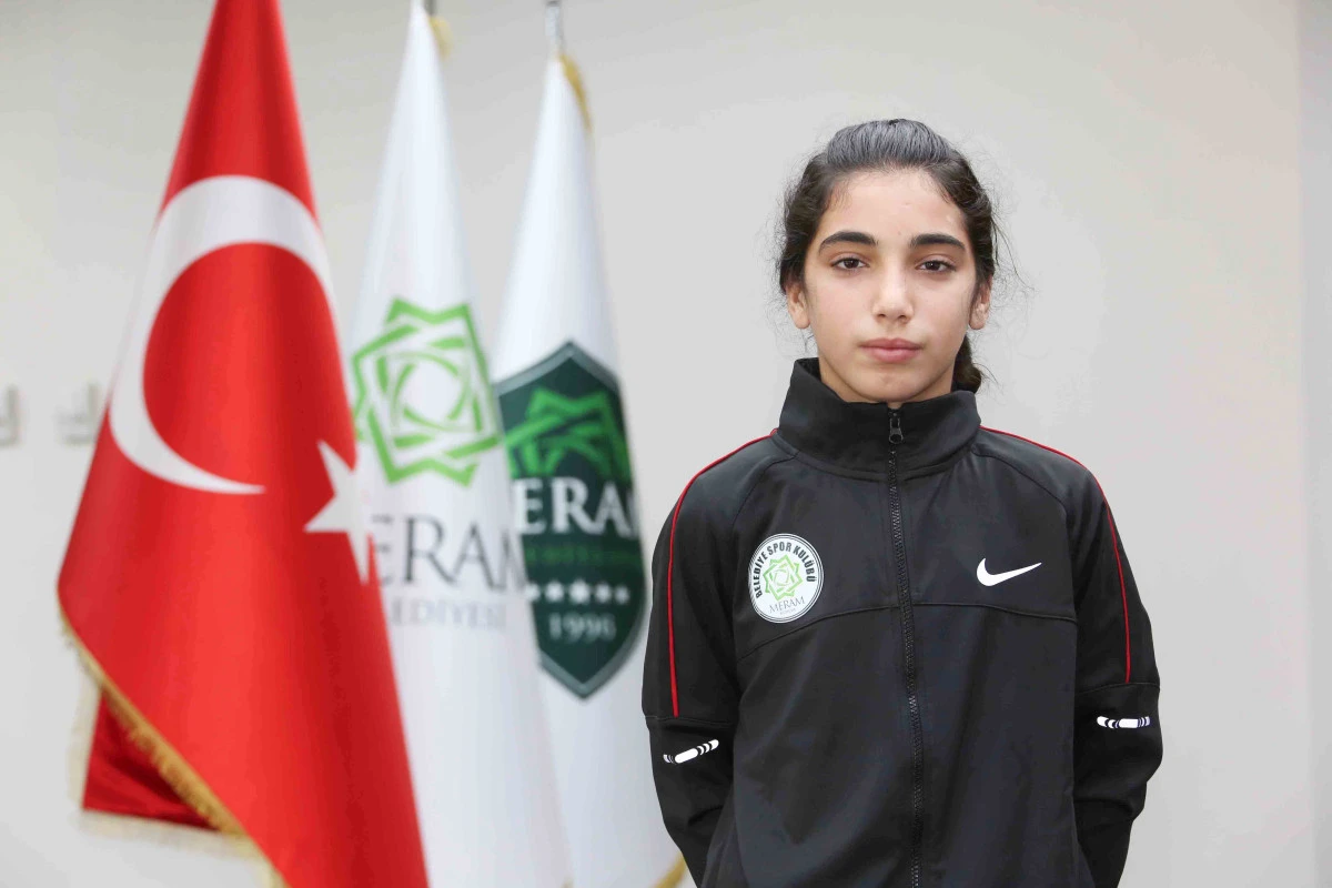 Meram Belediyesporlu Defne Temur Milli Takımda!