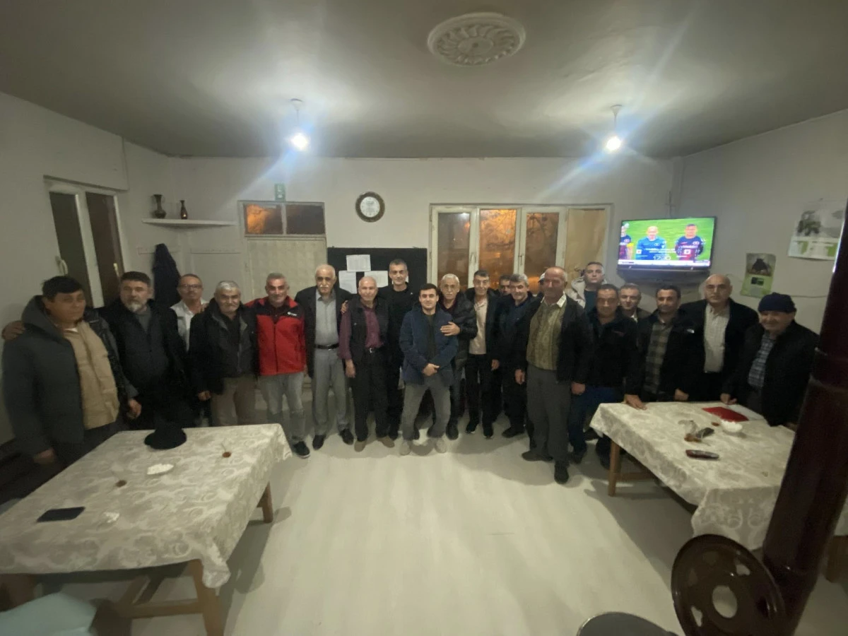 MHP Akşehir'den &ldquo;Hayırlı G&uuml;nler Komşum&rdquo; Seferberliği