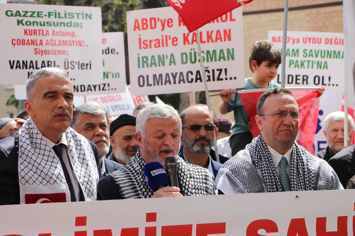 Mill&icirc; G&ouml;r&uuml;ş Kuruluşlarından Konya&rsquo;da: &lsquo;Nesline Sahip &Ccedil;ık, Zalimi Tel&rsquo;in Et!&rsquo; &Ccedil;ağrısı