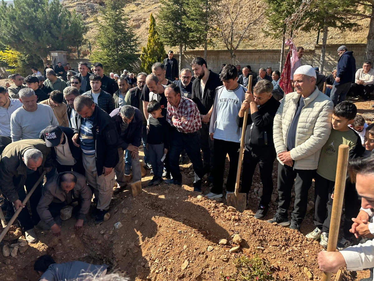 Mustafa G&uuml;ndoğar&rsquo;ın Acı G&uuml;n&uuml;