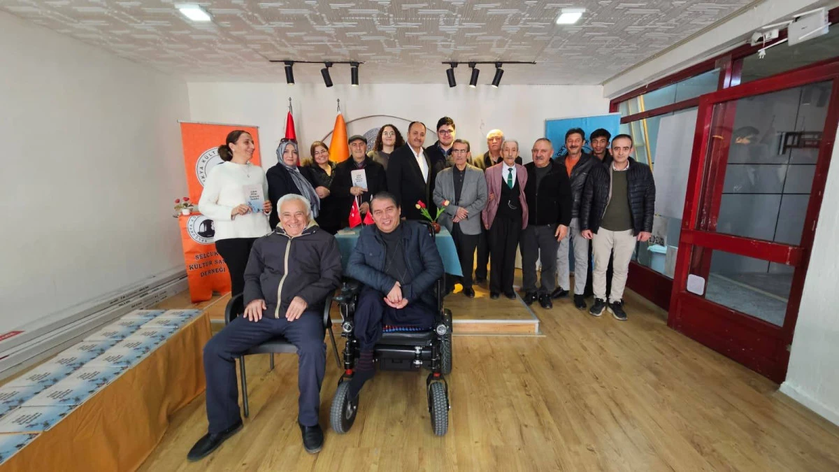 Şair Hasan Demir,Sel&ccedil;ukya'da Okuyucularıyla Buluştu!